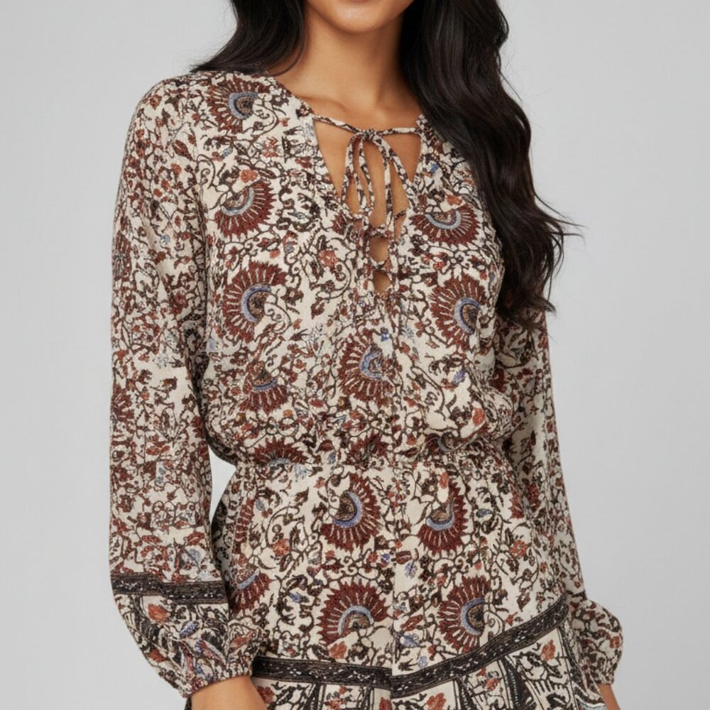 Illa Illa Boho Romper • Size M • Long Sleeve Elastic Waist